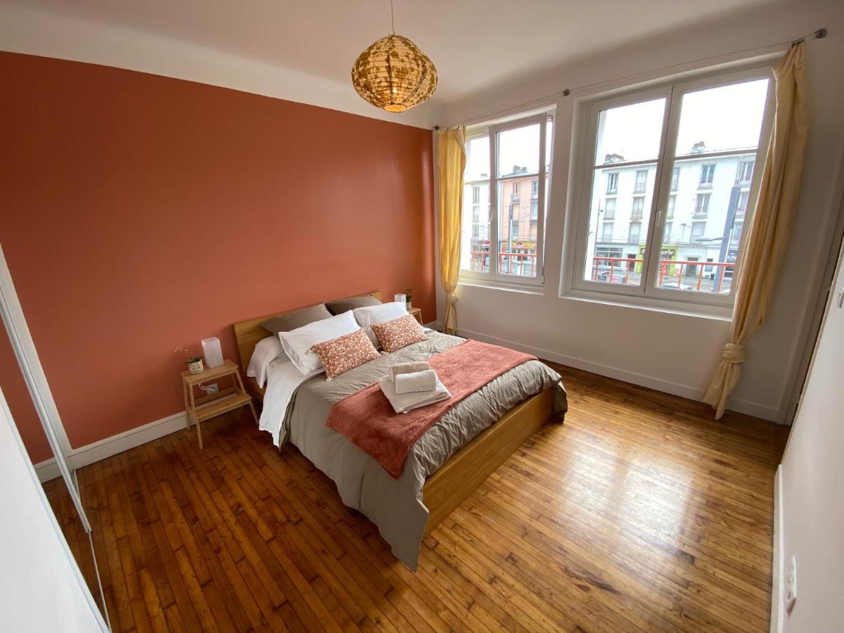 Appartement Spacieux Avec Balcon Et Parking Brest Eksteriør bilde