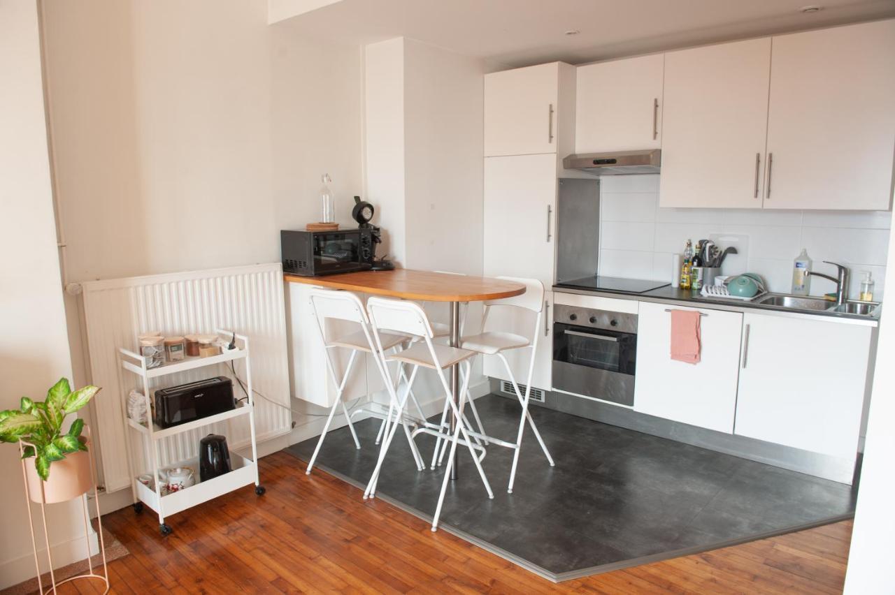 Appartement Spacieux Avec Balcon Et Parking Brest Eksteriør bilde